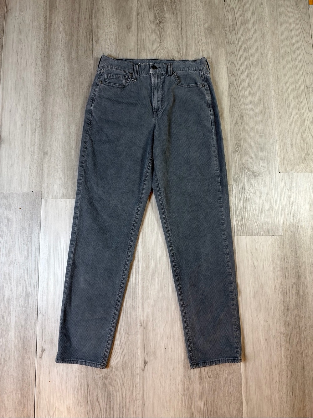 American Eagle Super Stretch Women’s Gray Corduroy Stretch Mom Jeans size 4